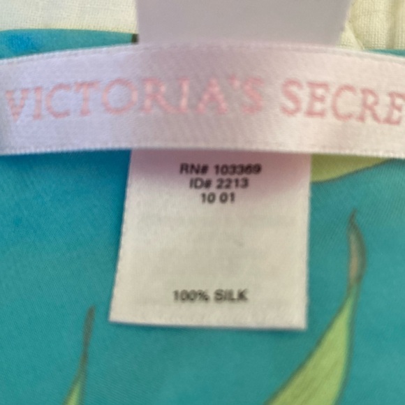 EUC Victoria's Secret Floral Chemise - 100% SILK - Picture 6 of 11